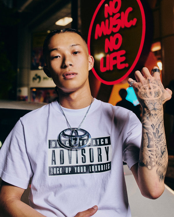 ADVISORY LABEL TEE BLACK