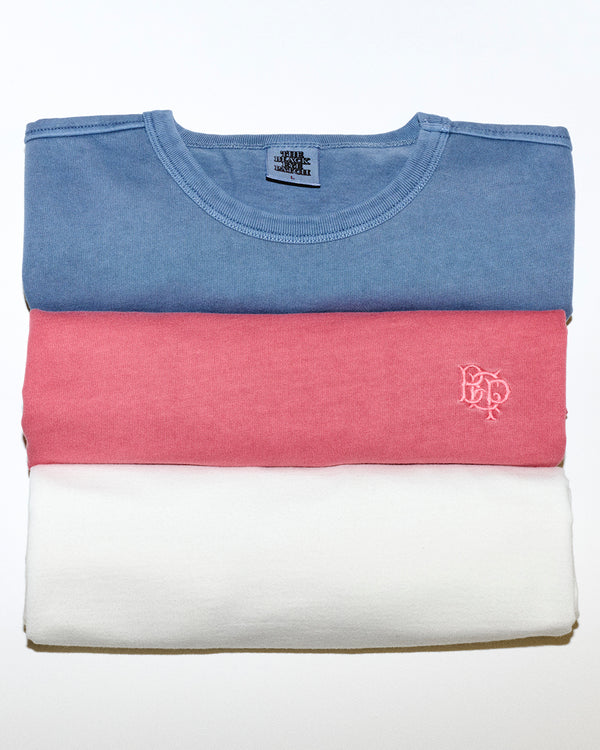 EMBLEM EMBROIDERED LIGHTWEIGHT TEE WHITE