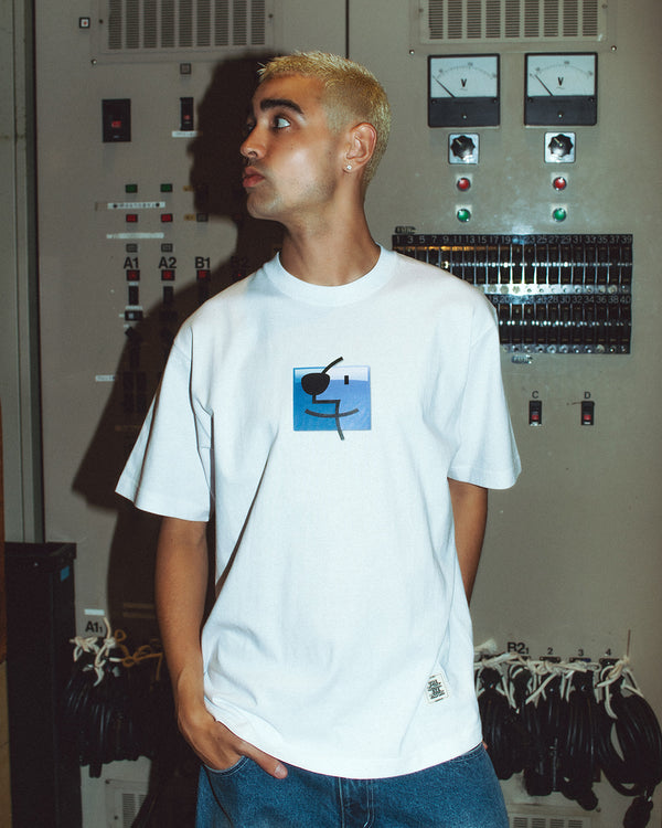 FINDER ICON TEE WHITE
