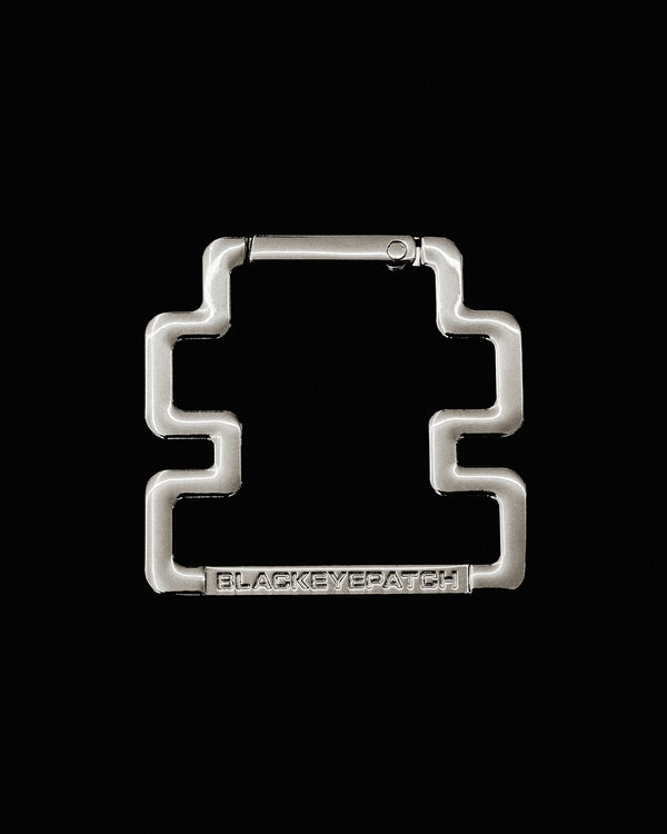 OG LABEL SHAPED CARABINER SILVER